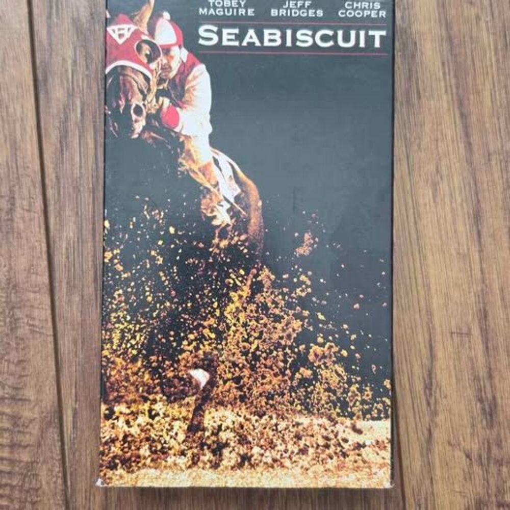Seabiscuit VHS Movie - Tobey Maguire, Jeff Bridges, Chris Cooper